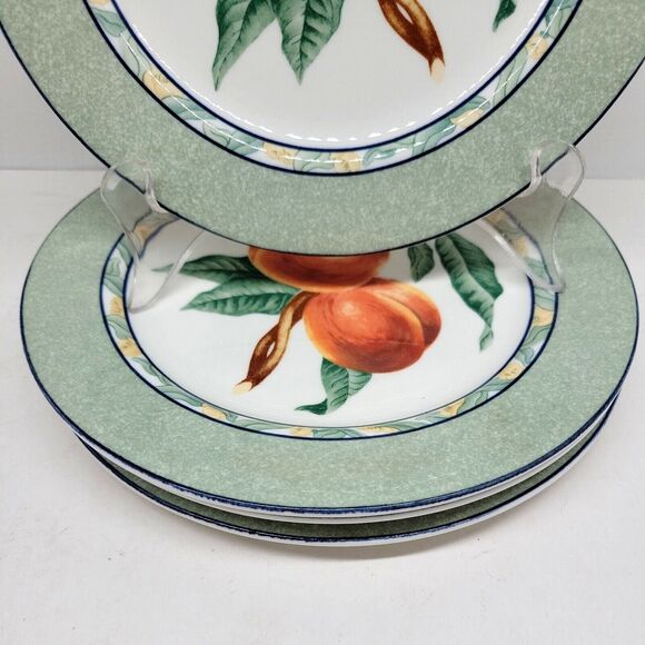 Victoria & Beale L'amour Salad Plates Bundle of 4 - Picture 2 of 10